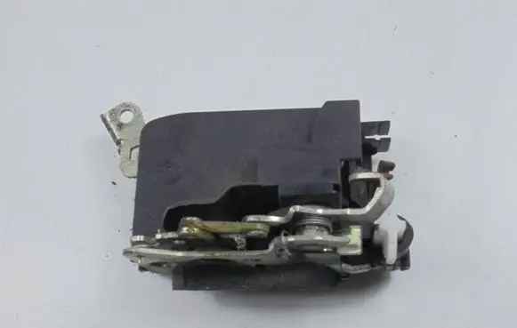 Fiat Albea Rear door lock