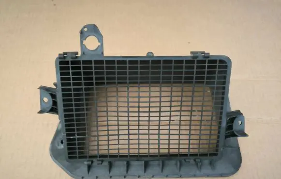 Audi A4 S4 B9 Air intake duct part 8W1819904A