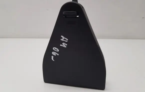 Audi A4 S4 B7 8E 8H Hazard Warning Triangle Mounting Bracket 8E5860285A