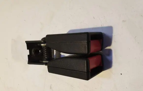 Opel Zafira A Rear seatbelt buckle 422229096 90580904