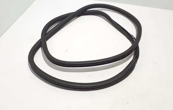 Peugeot Partner III Rubber seal sliding door (on door) 9831726380