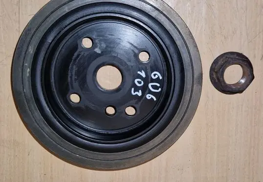 Volvo S60 Crankshaft gear 