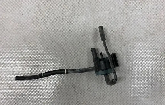 Audi Q5 SQ5 Vacuum valve 06H906283F 06K133595