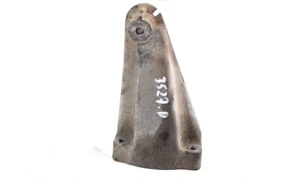 Mercedes-Benz C W204 Engine mounting bracket A6462230704