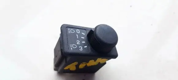 Nissan Almera Tino Headlight level height control switch D53100 36997B