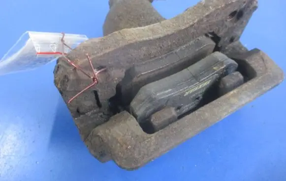 KIA Sportage Rear brake caliper