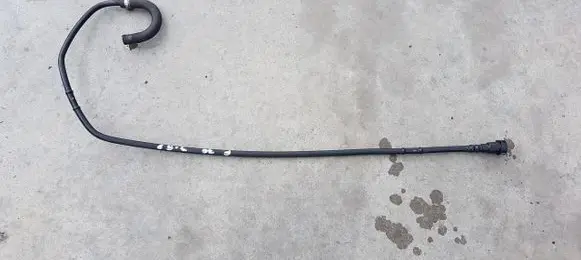 BMW X5 E70 Fuel line pipe 