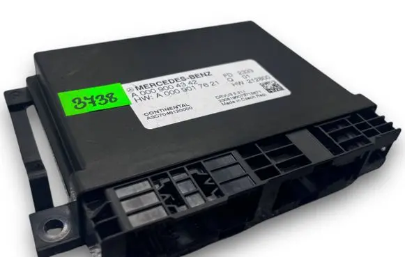 Mercedes-Benz S W223 Central body control module S3738 A0009004342
