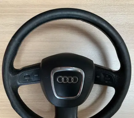 Audi A4 S4 B7 8E 8H Steering wheel