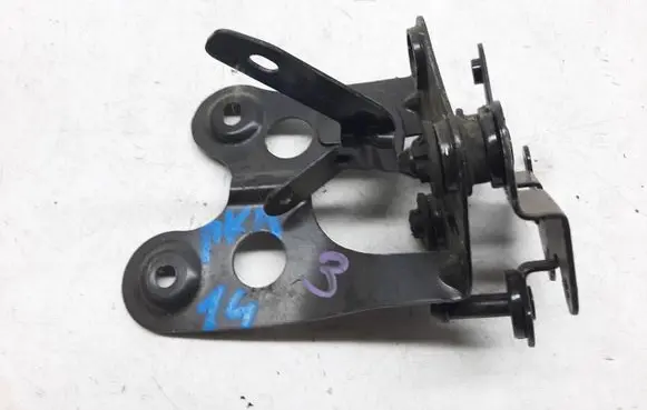 Volkswagen PASSAT B7 ABS pump bracket 3AA614235 3C1614235B