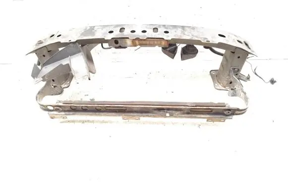 Ford Kuga I Front bumper cross member