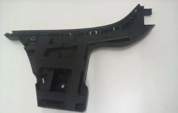 Volvo S80 Rear bumper mounting bracket 30655131