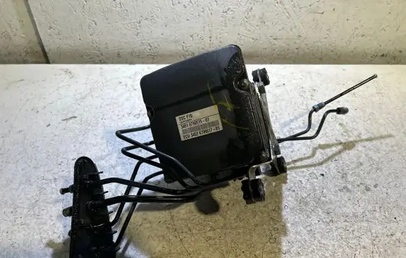 BMW 5 F10 F11 ABS Pump 6799517 DSCF10 6799515