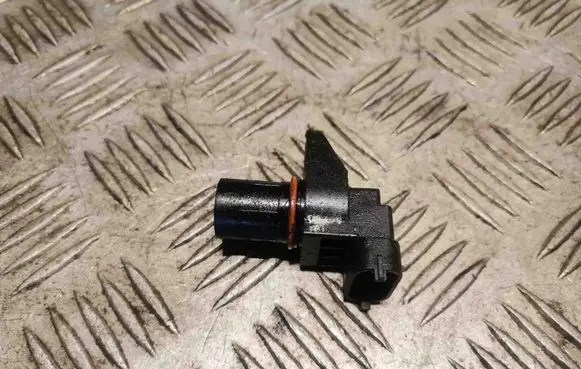 Mercedes-Benz C W204 Camshaft position sensor A0051531328 0051531328
