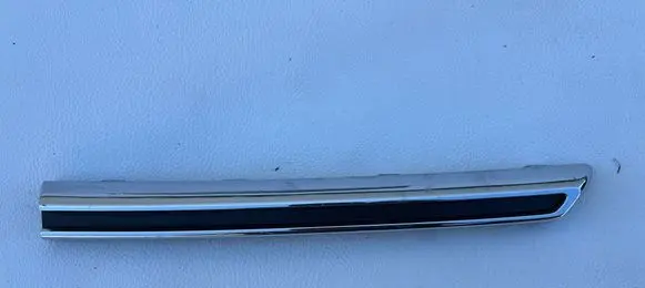Suzuki Ignis Front grill 7212562R1