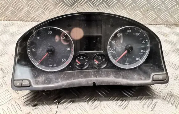 Volkswagen PASSAT B6 Speedometer (instrument cluster) 1K0920954N V0002000