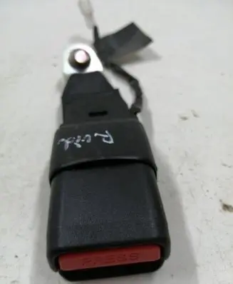 Nissan Pulsar Middle seatbelt buckle (rear) 2084135