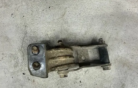 Volvo S80 Gearbox mount