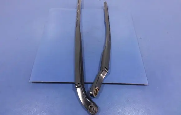 Audi A8 S8 D4 4H Front wiper blade arm 3392125891