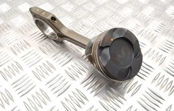 BMW 5 GT F07 Piston with connecting rod 7624409 7624408