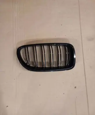 BMW 5 F10 F11 Front bumper upper radiator grill