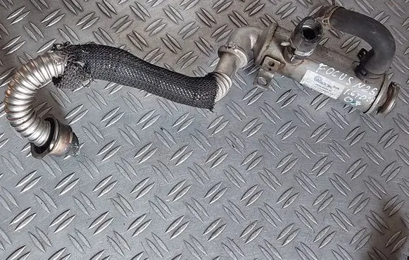 Ford Focus EGR valve cooler 3M5Q9F464BC