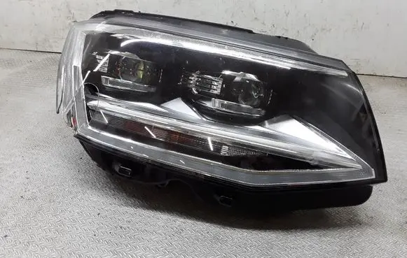 Volkswagen Transporter - Caravelle T6 Headlight/headlamp