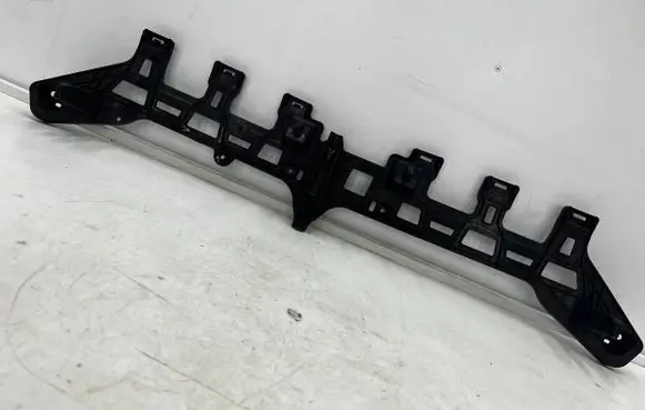 Skoda Enyaq iV Front bumper mounting bracket 5LA807723