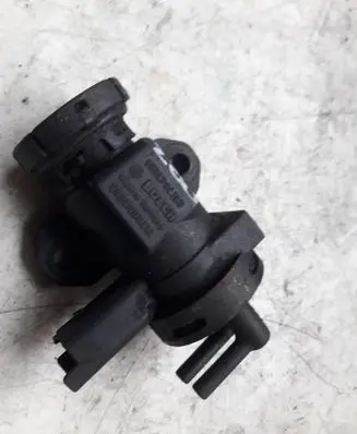 Vacuum valve