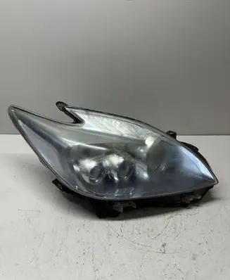 Toyota Prius (XW30) Headlight/headlamp 8118547260