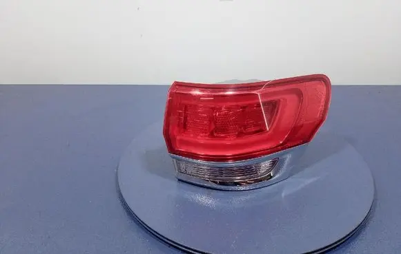 Jeep Grand Cherokee Rear/tail lights 68110000AC