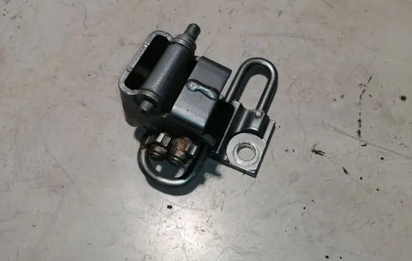 Audi Q7 4L Rear door lower hinge 4L0833412A