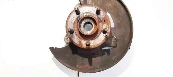 Opel Insignia A Front wheel hub