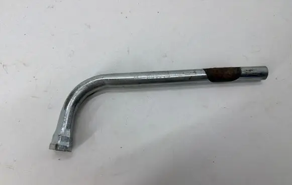 Audi A1 Wheel nut wrench 8N0012219