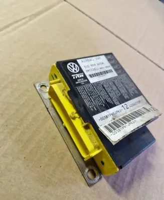 Volkswagen PASSAT B6 Airbag control unit/module 3C0909605M 391125 003B1PN1JPKX