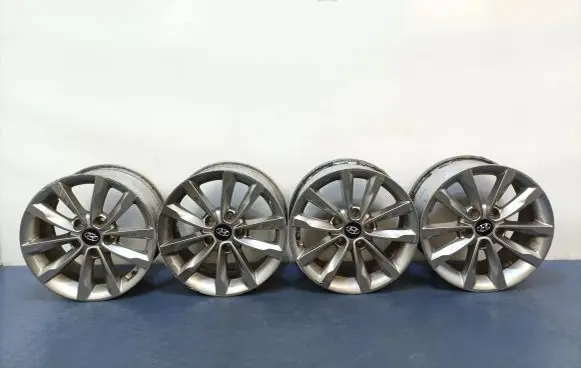 R18 alloy rim