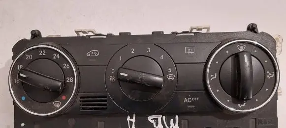 Mercedes-Benz A W169 Climate control unit 69780005 JBB050112NB A1698301385