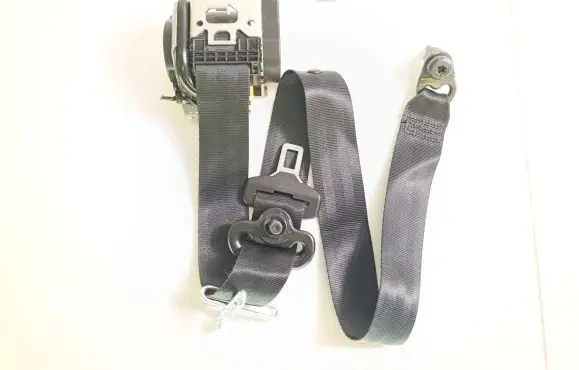 Ford Focus Front seatbelt 625756000 62562200 BM5161295AEW
