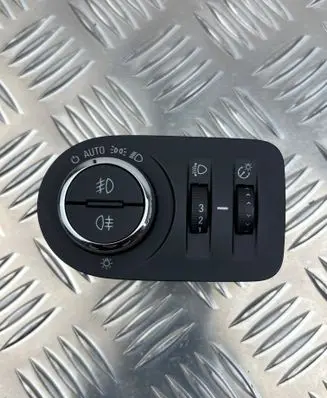 Opel Corsa E Light switch 13470446 17001786 540446