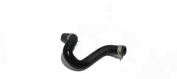 Coolant pipe/hose