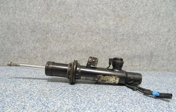 BMW X5 F15 Front shock absorber/damper 6863174