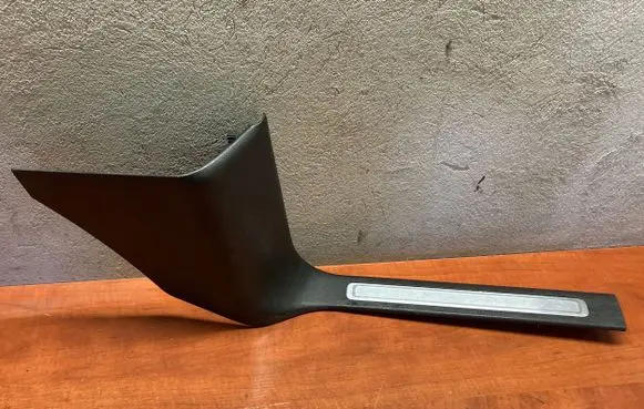 Dodge VAN RAM Front sill trim cover 5110124 61868
