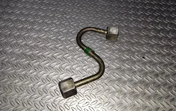 Renault Megane II Fuel injector supply line/pipe 