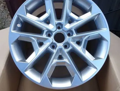 Audi Q2 - R18 alloy rim 81A601025R