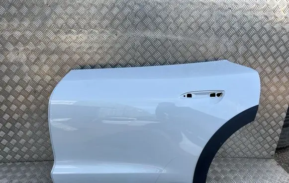 Porsche Taycan 9J1 Rear door 