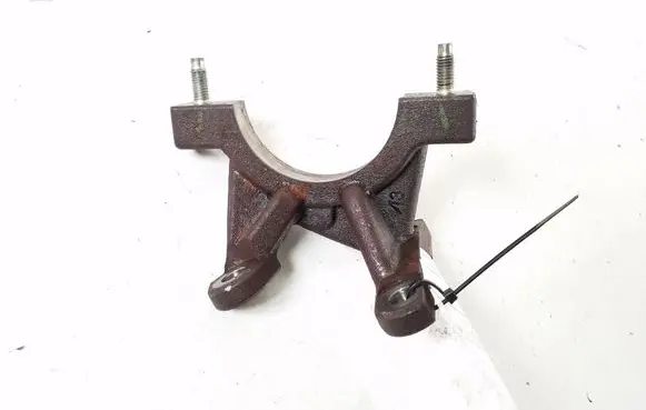 Volvo V60 Driveshaft support bearing bracket 4M513K305EA
