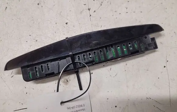 Mercedes-Benz E W212 Parking PDC sensor display screen A0015424723