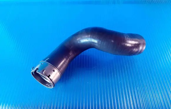 Renault Clio IV Intercooler hose/pipe 1085615S01