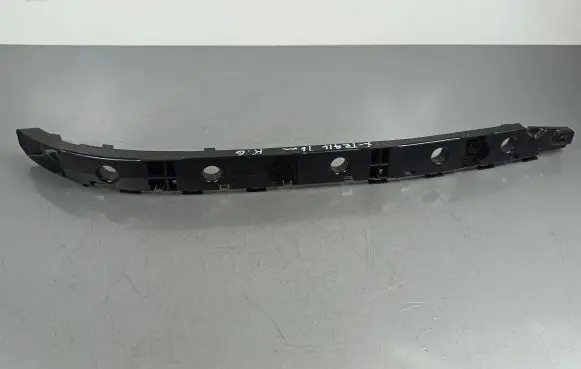 Nissan X-Trail T32 Bumper support mounting bracket corner 852214CE0A