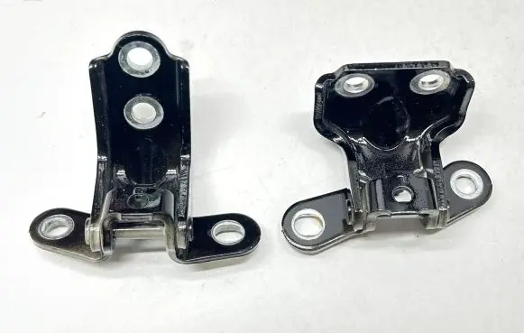 KIA EV6 Rear door hinge set A046057